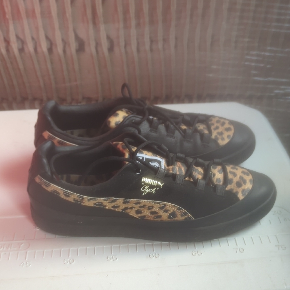 Puma Clyde Black and Animal Print Sneakers Skate Shoe Rubber Toe